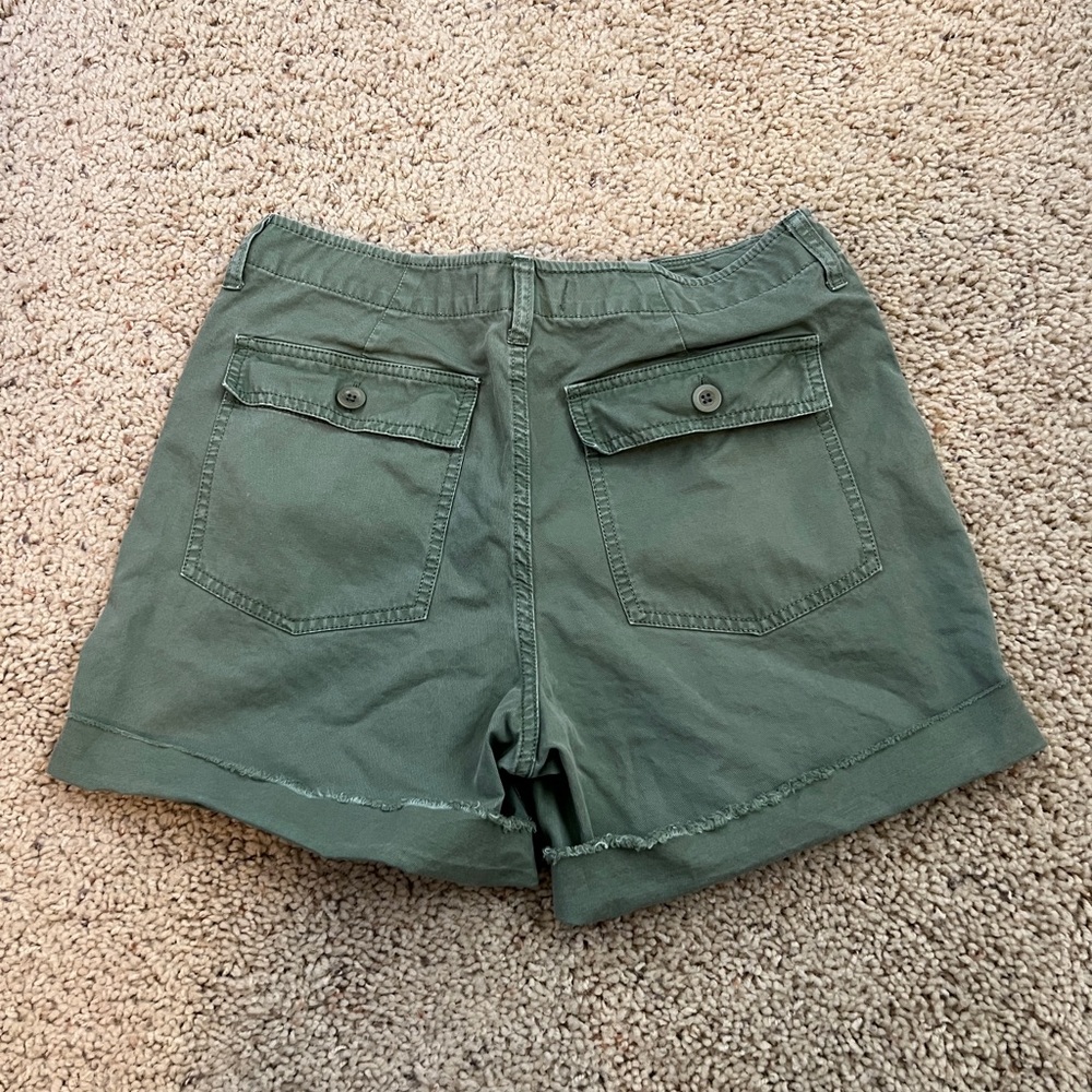 Madewell Green Cargo Shorts Relaxed Fit - Picture 3 of 4